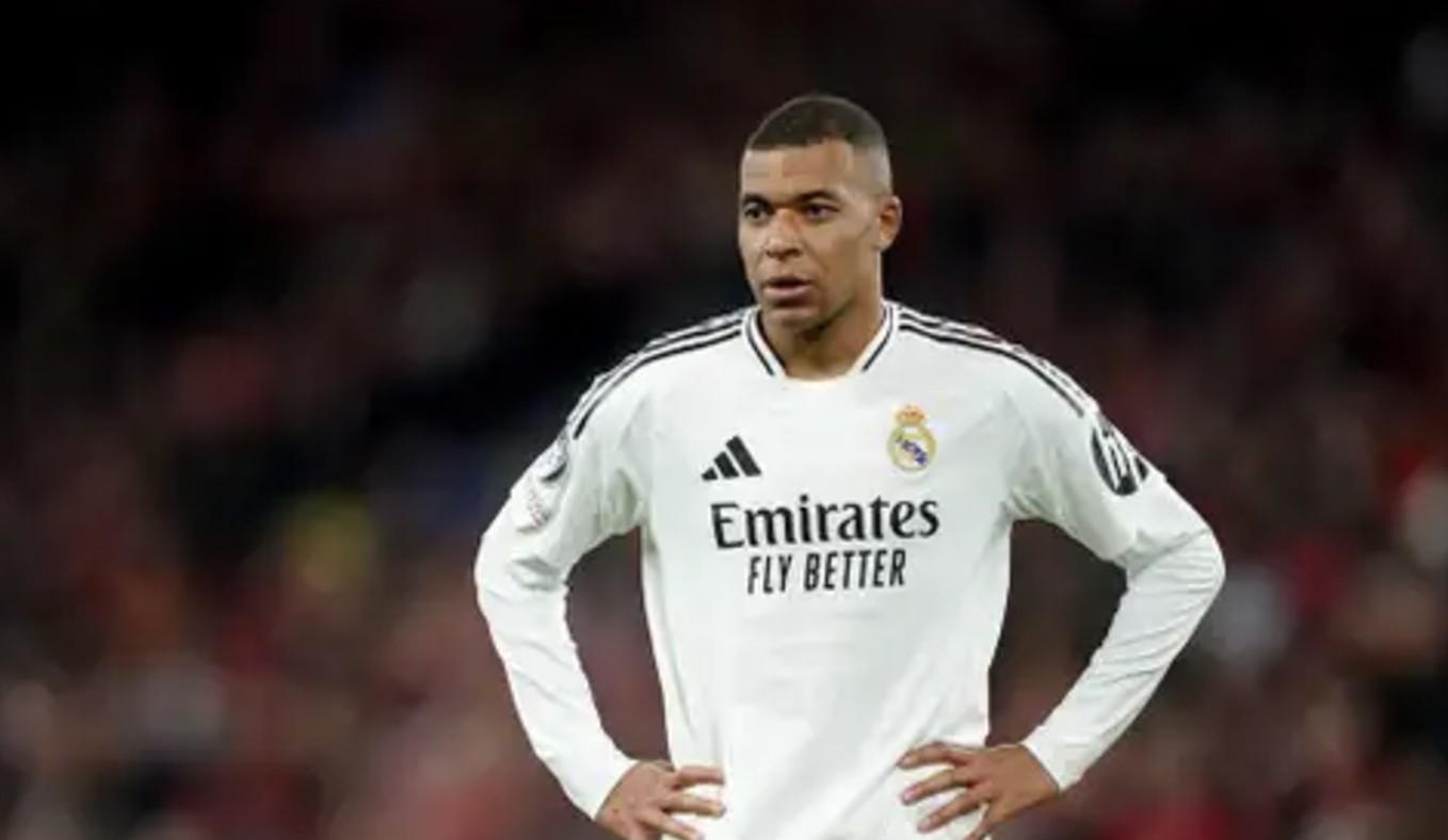 开启“C罗模式”？新赛季火爆，27岁的姆巴佩是该追逐个人荣誉了